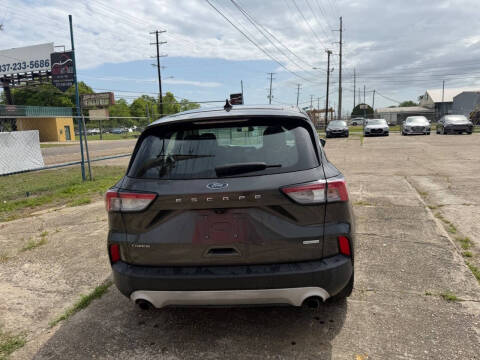 2020 Ford Escape S