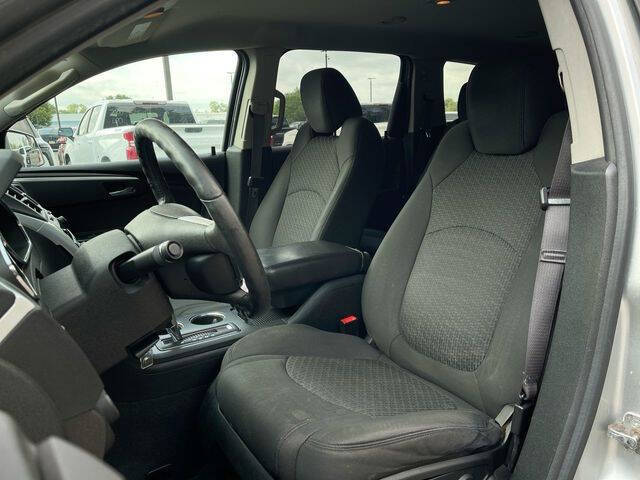 2011 Chevrolet Traverse LT