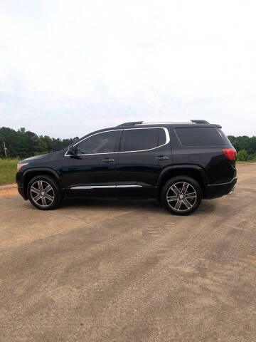 2017 GMC Acadia Denali