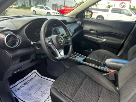 2023 Nissan Kicks SV