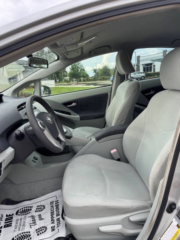 2010 Toyota Prius I