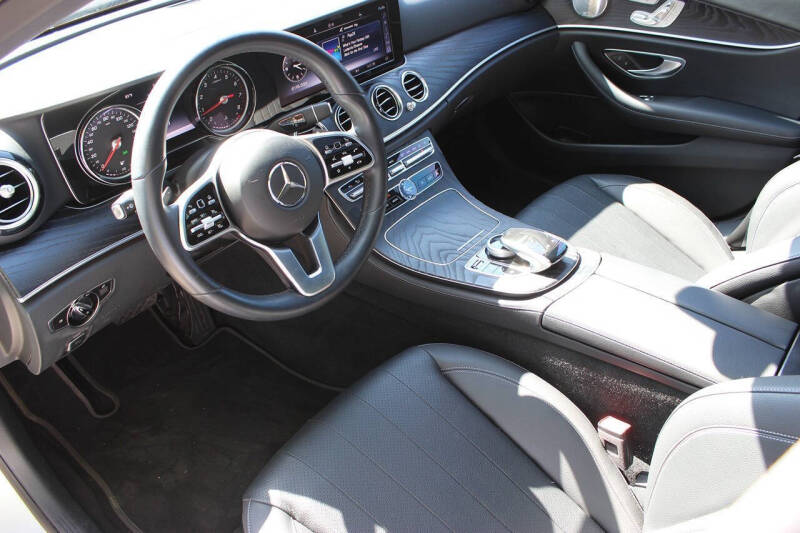 2019 Mercedes-Benz E-Class E 300