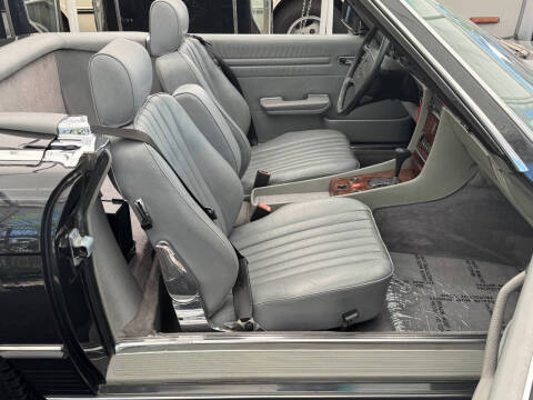 1987 Mercedes-Benz 560-Class 560 SL