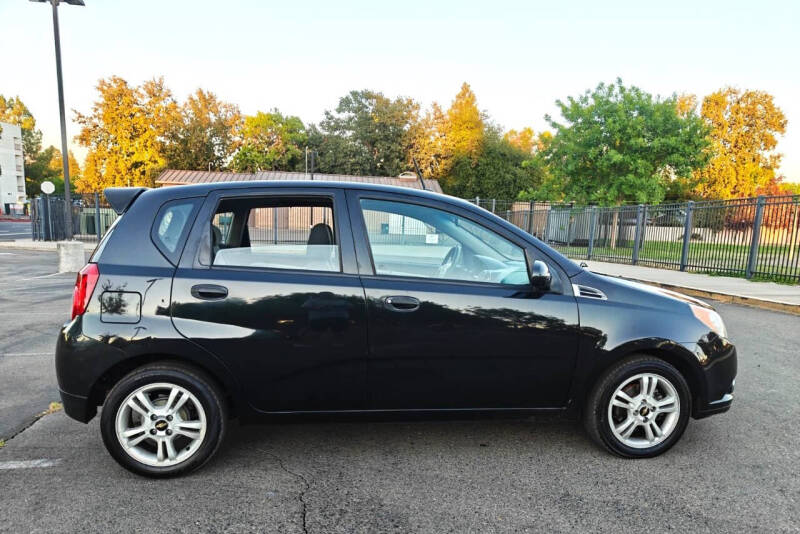 2011 Chevrolet Aveo Aveo5 LT