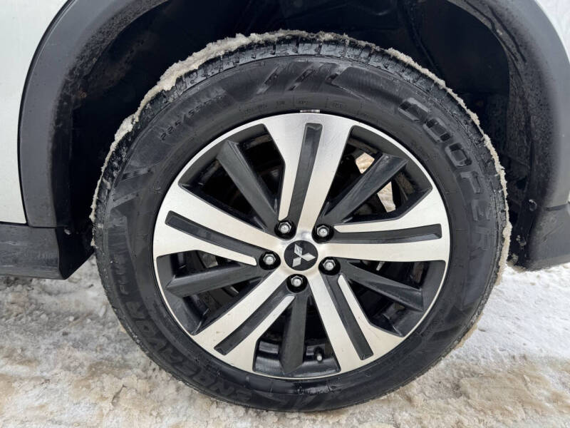 2020 Mitsubishi Outlander Sport SE