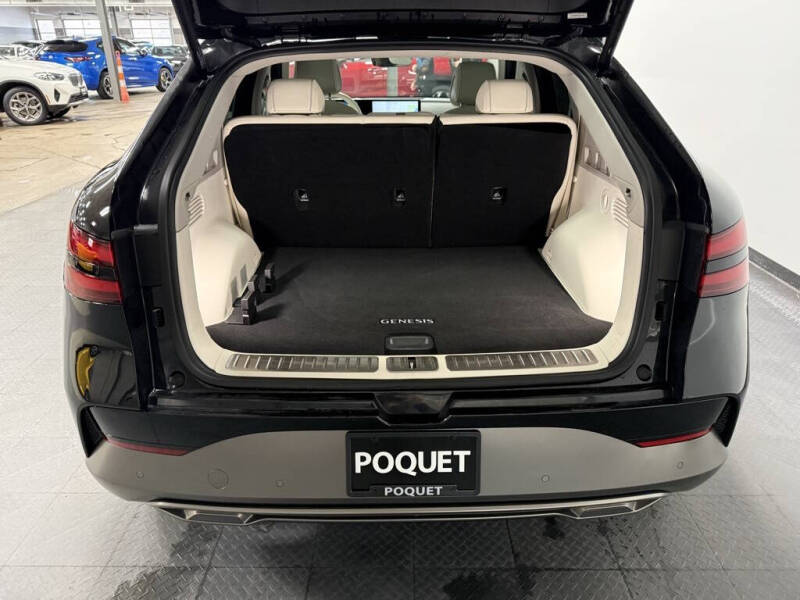 2024 Genesis GV60 Advanced