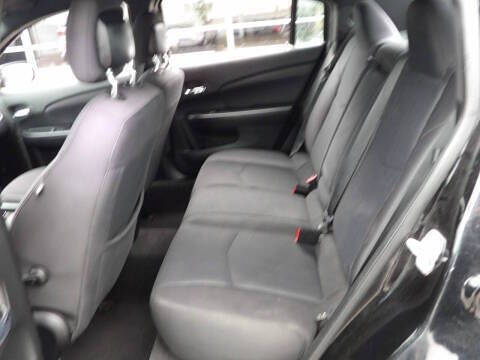 2013 Chrysler 200 Touring