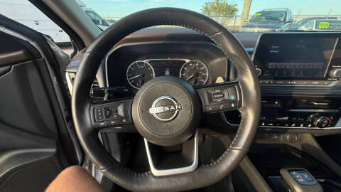 2022 Nissan Rogue SV