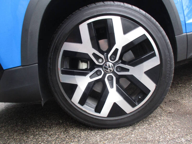 2022 Volkswagen Taos SEL 4Motion