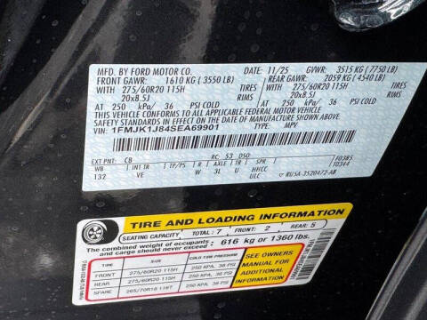 2025 Ford Expedition MAX Active