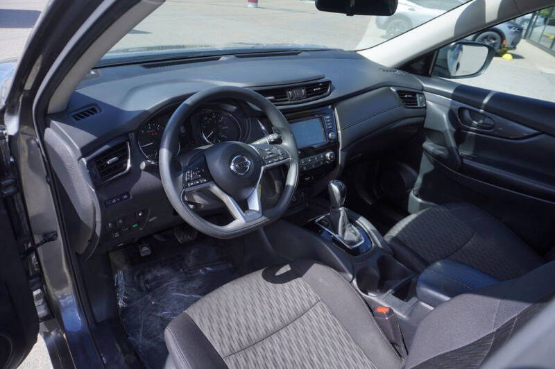 2020 Nissan Rogue S