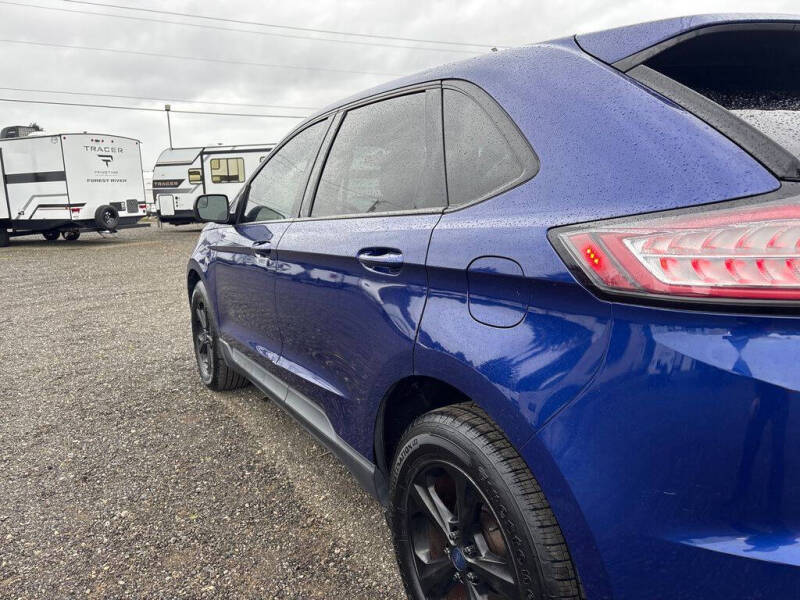2015 Ford Edge SE