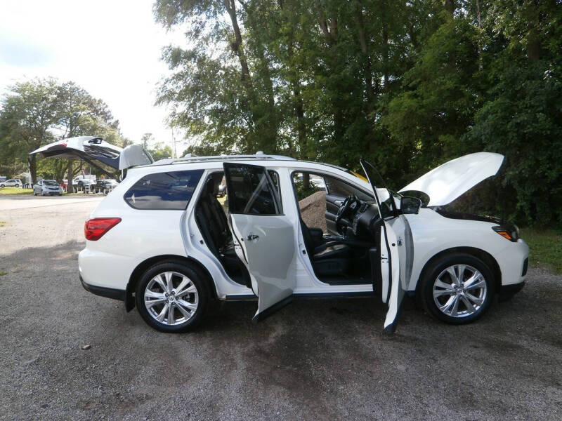 2018 Nissan Pathfinder SL