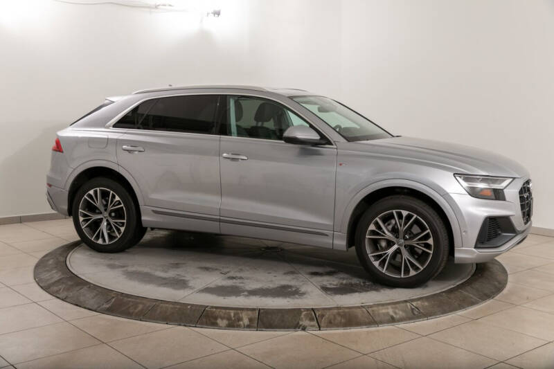 2020 Audi Q8 quattro Premium Plus 55 TFSI