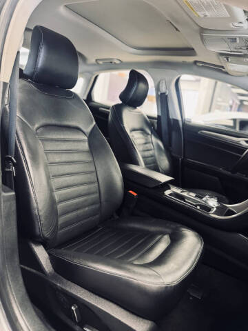 2018 Ford Fusion Energi SE Luxury