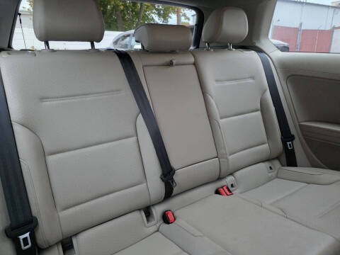 2015 Volkswagen Golf TSI S