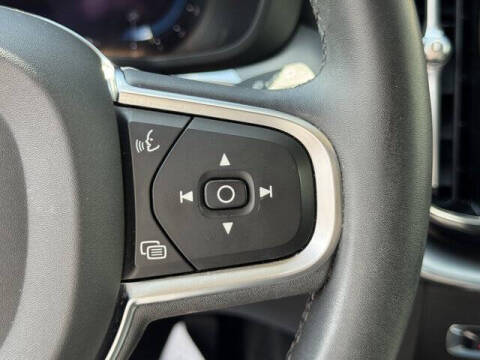 2023 Volvo XC60 B5 Core