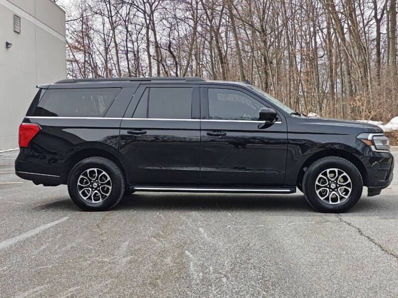 2023 Ford Expedition MAX XLT