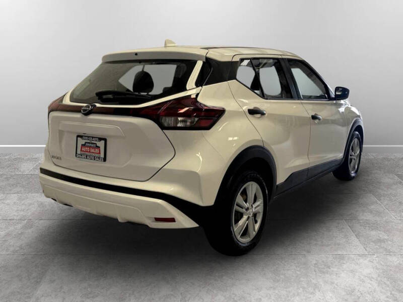 2022 Nissan Kicks S