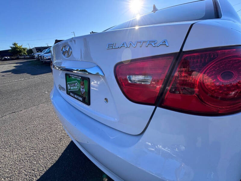 2010 Hyundai Elantra Blue