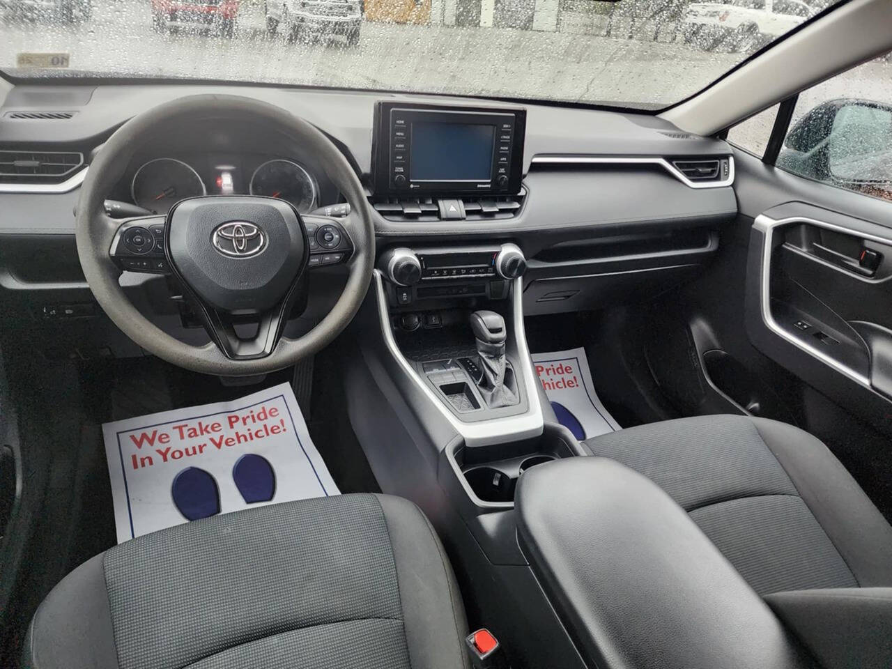 2021 Toyota RAV4 for sale at Auto Energy in Lebanon, VA