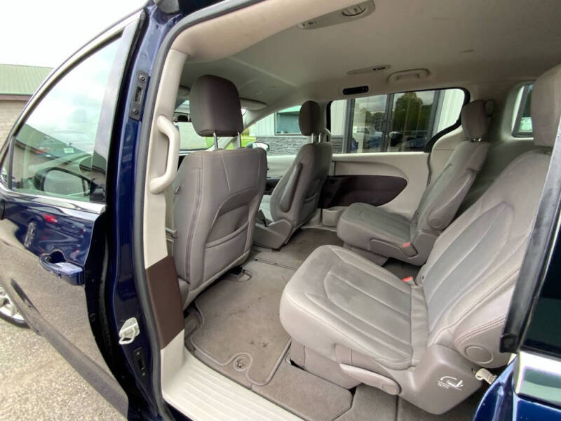 2018 Chrysler Pacifica LX