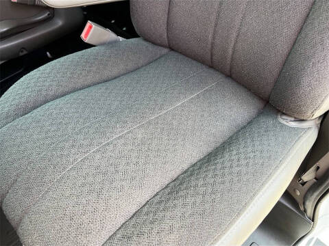 2024 Chevrolet Express 2500