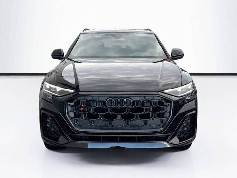 2026 Audi SQ8 4.0T quattro Premium Plus