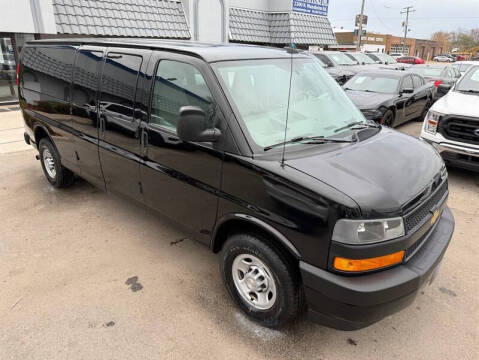 2020 Chevrolet Express LS 3500