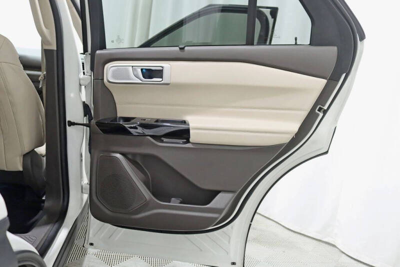 2022 Ford Explorer Platinum