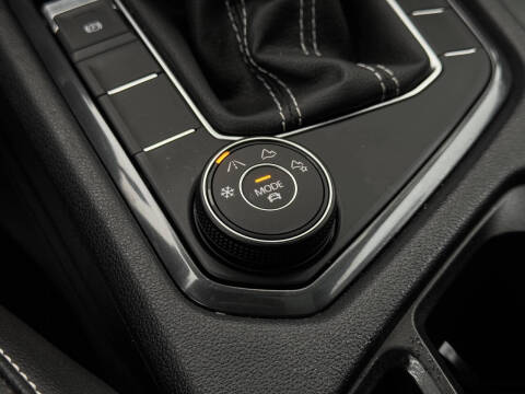 2022 Volkswagen Tiguan SE 4Motion