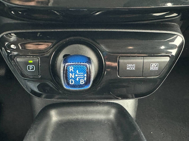 2019 Toyota Prius LE AWD-e