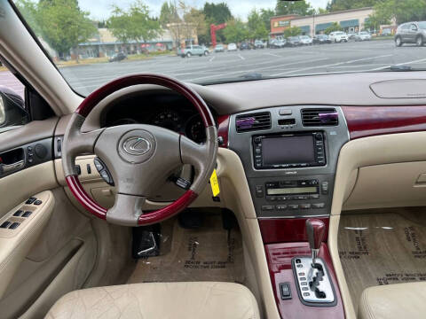 2004 Lexus ES 330