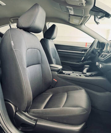 2021 Nissan Altima 2.5 SV