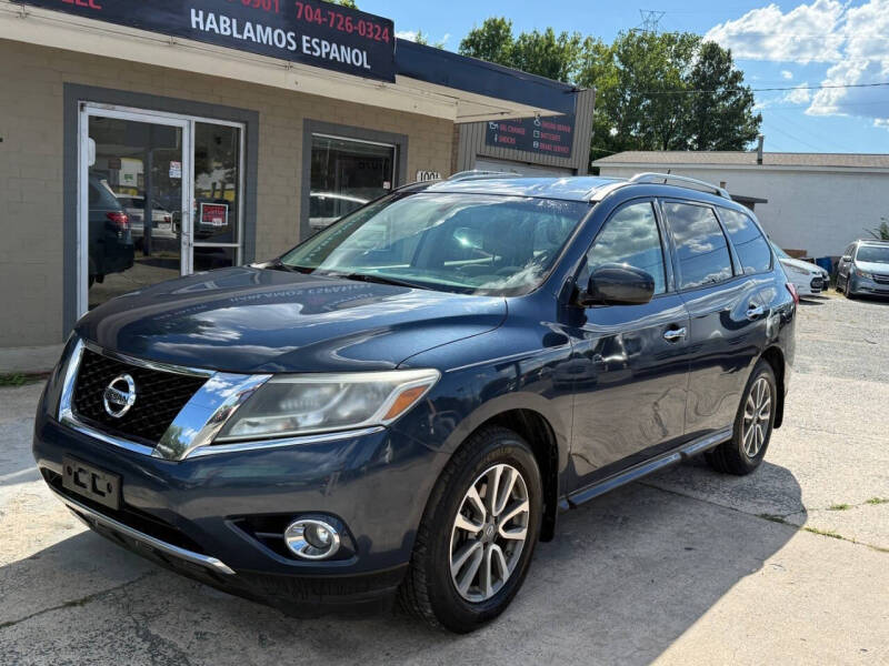 2015 Nissan Pathfinder SV