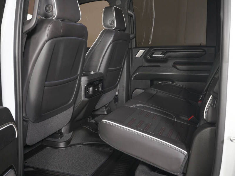 2025 GMC Sierra 2500HD AT4X