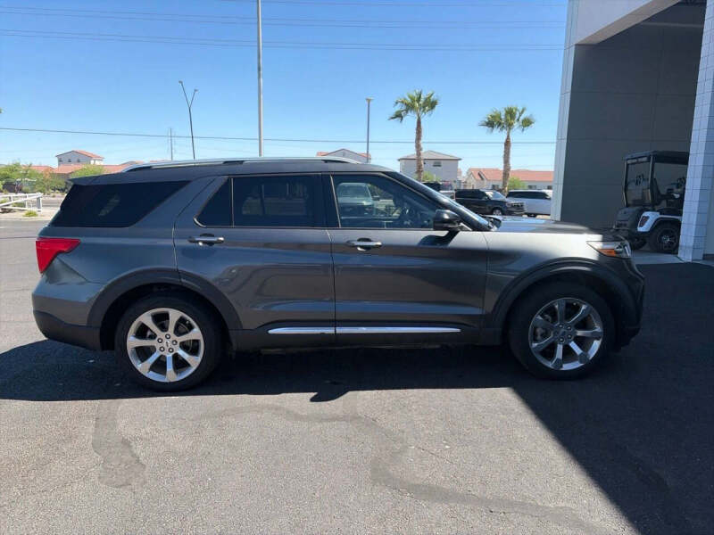 2020 Ford Explorer Platinum