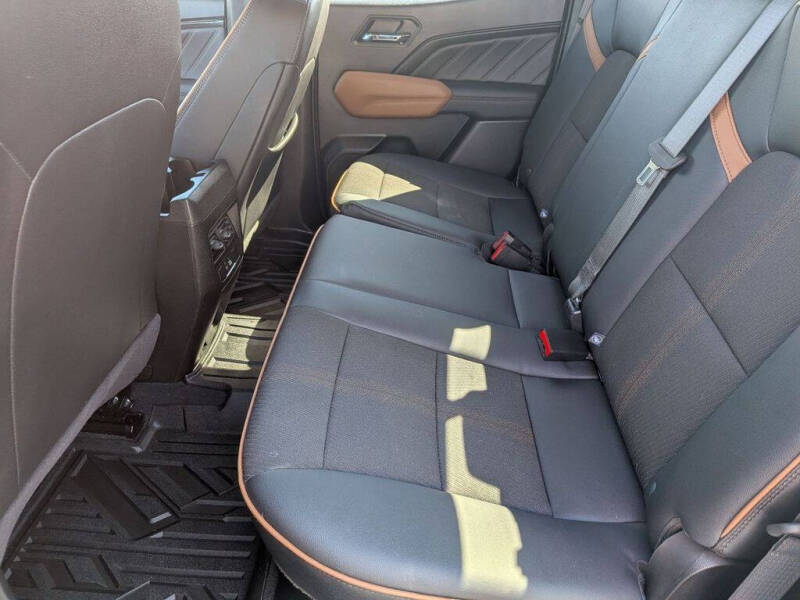 2025 GMC Canyon AT4