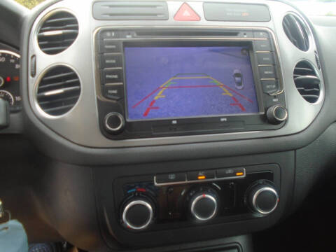 2011 Volkswagen Tiguan SE