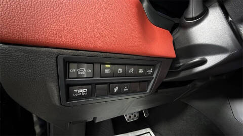 2025 Toyota Sequoia SR5