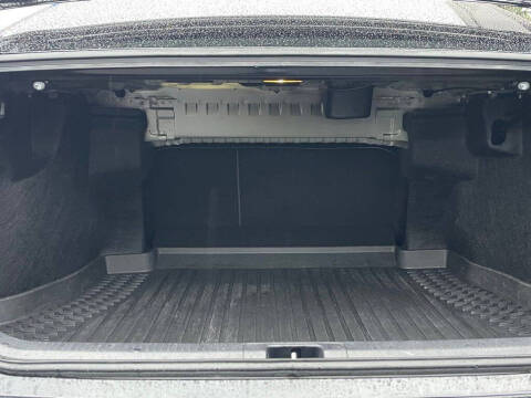 2024 Toyota Camry Hybrid SE