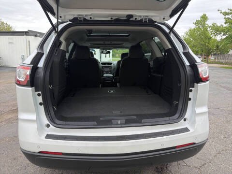 2017 Chevrolet Traverse LT