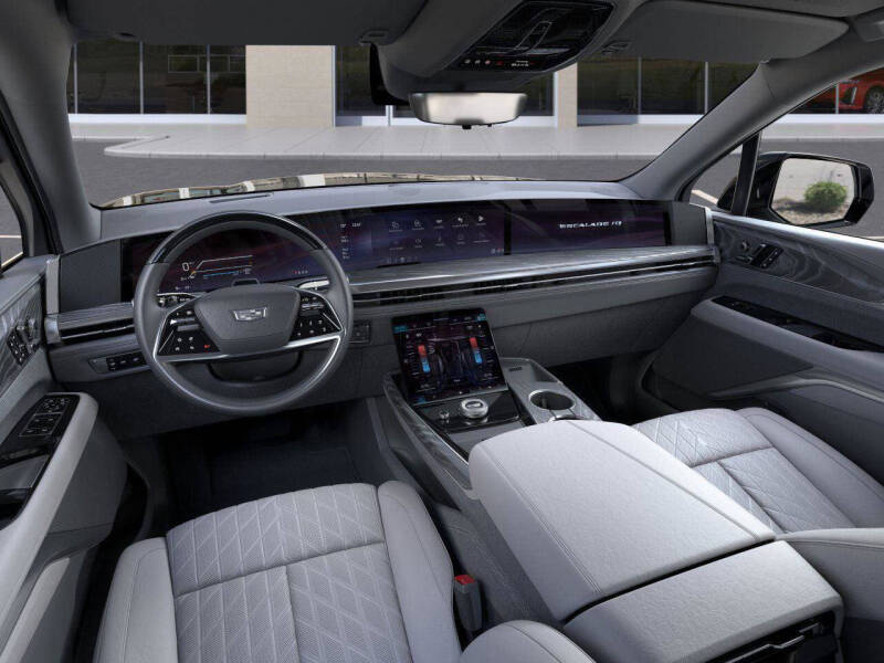 2026 Cadillac Escalade IQL Luxury