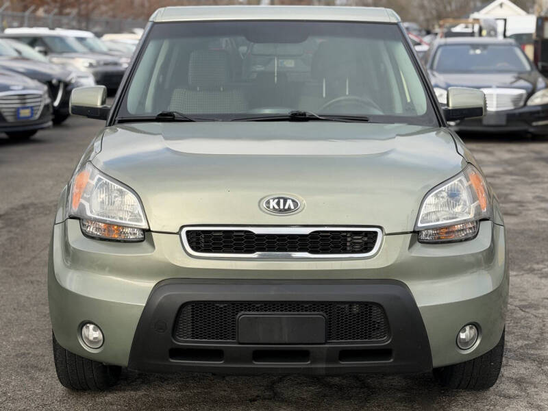 2011 Kia Soul +