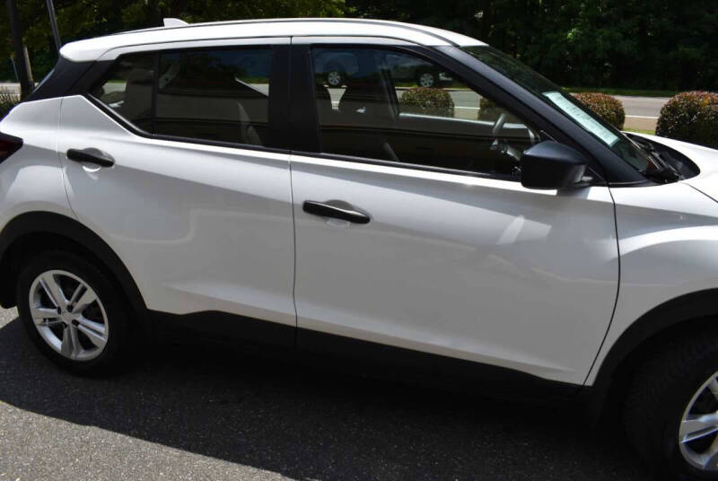 2021 Nissan Kicks S