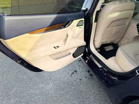 2014 Maserati Quattroporte Sport GT S