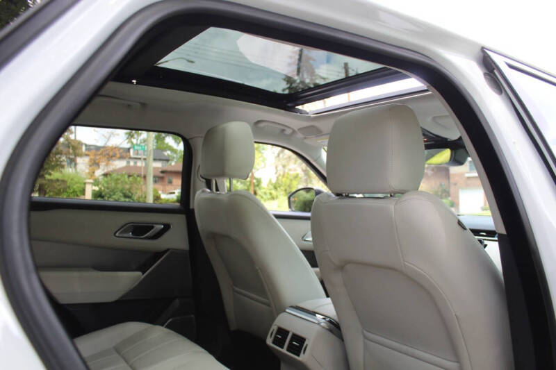 2022 Land Rover Range Rover Velar P250 R-Dynamic S