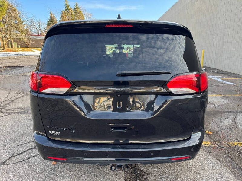 2019 Chrysler Pacifica Touring Plus
