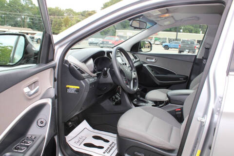 2016 Hyundai Santa Fe SE
