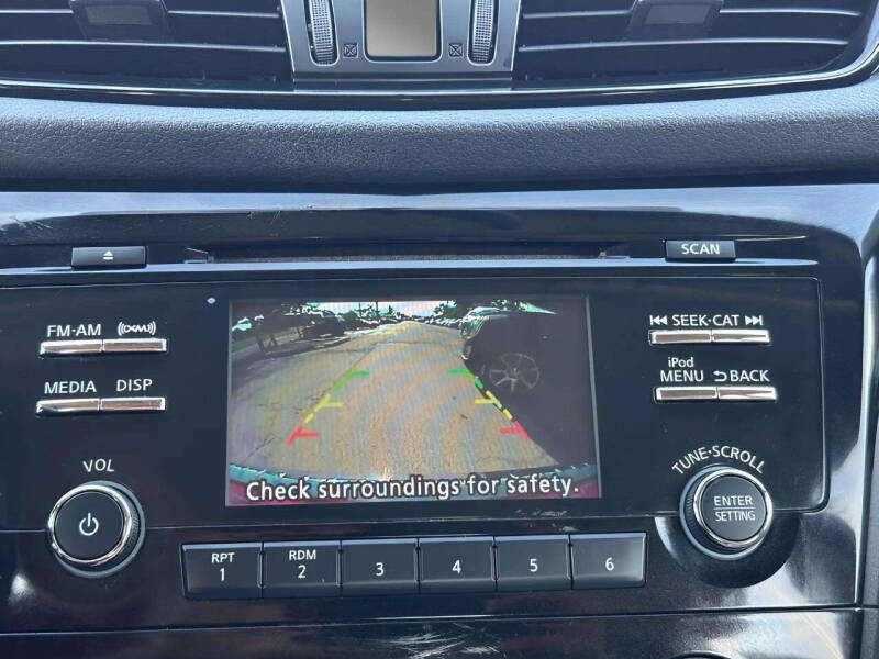 2017 Nissan Rogue Sport SV